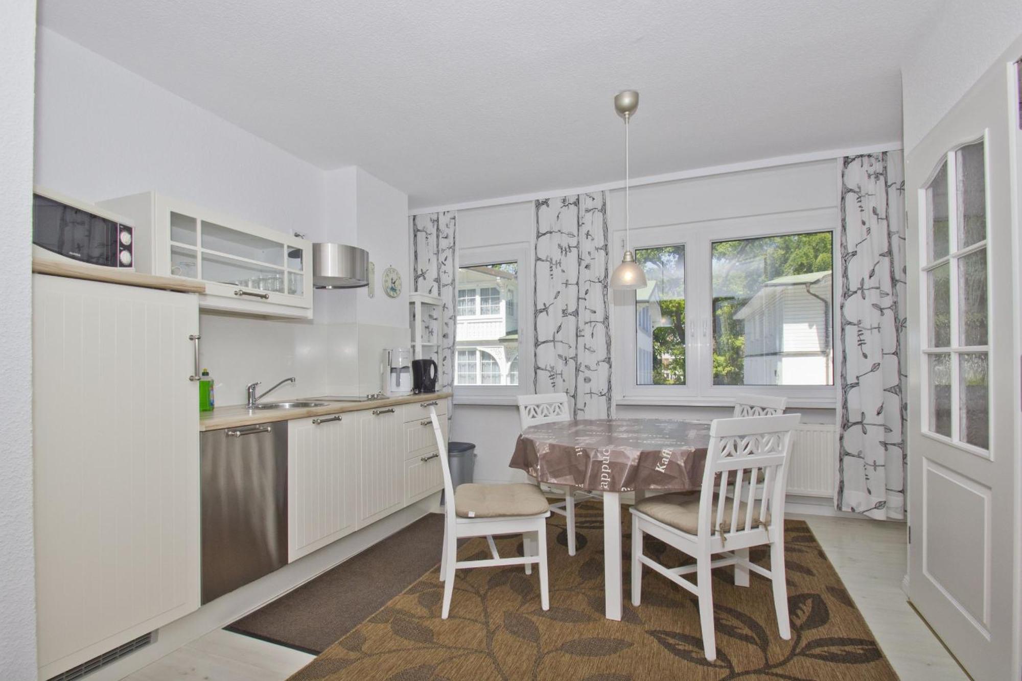 Ferienwohnung Silvana Fewo - Balkon Binz Bagian luar foto